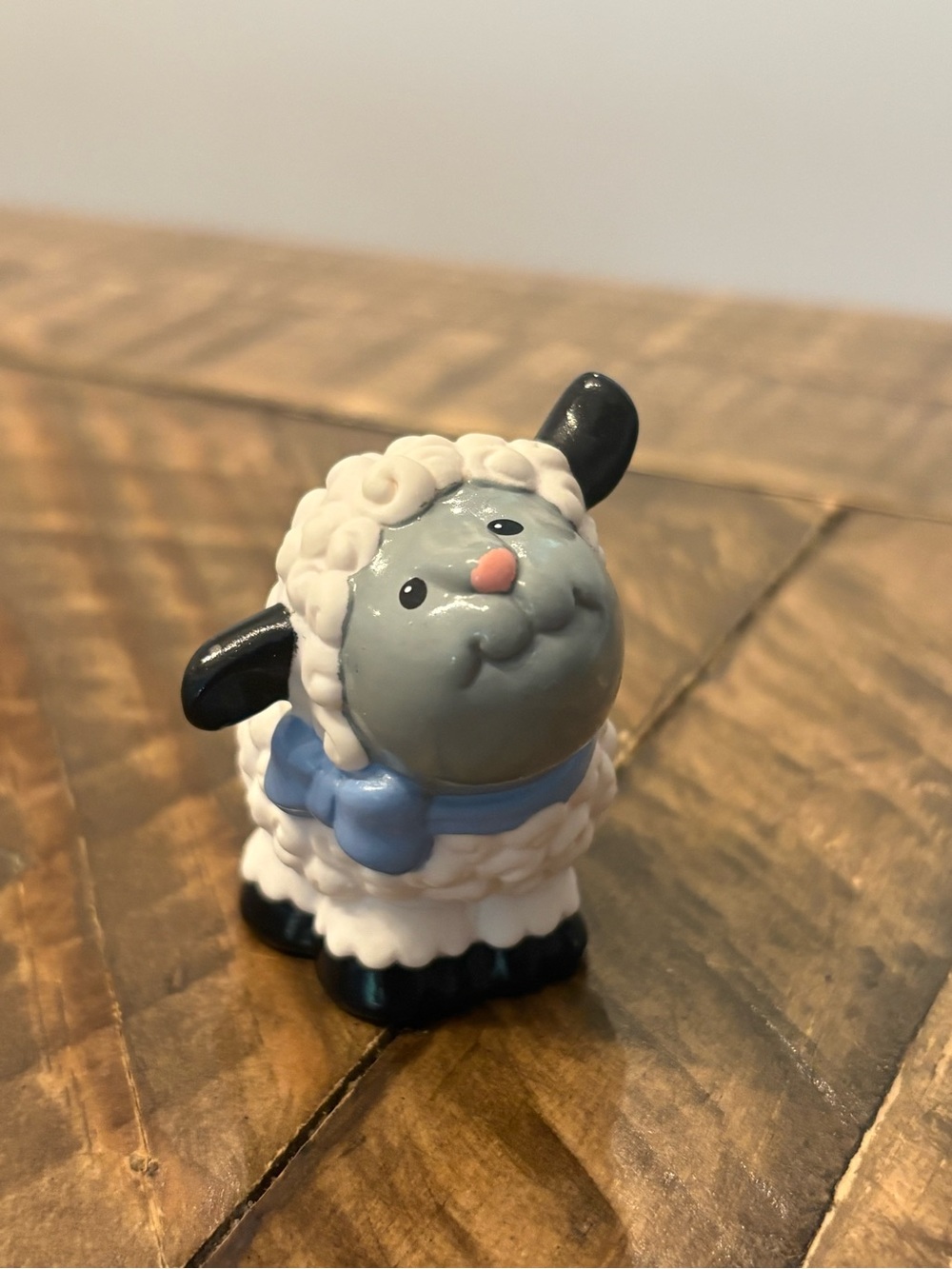 Little People Sheep with Blue Bow (1997)